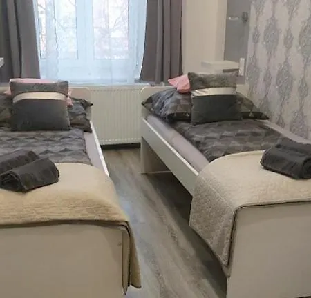 Pompár Belvárosi Apartman *